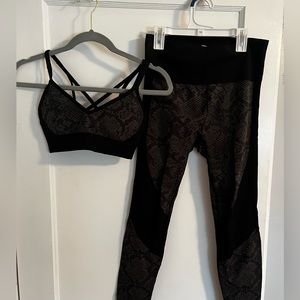 Joy Lab matching athletic Set… top is XS and Pants M